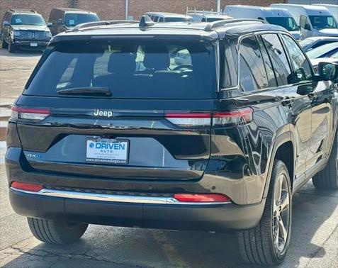 2022 Jeep Grand Cherokee 4xe Base