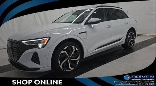 Glacier White Metallic 2024 Audi Q8 e-tron Premium Plus