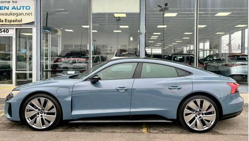 2022 Audi e-tron GT Prestige