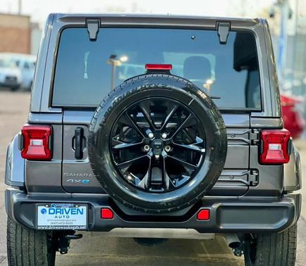 2025 Jeep Wrangler 4xe Sahara