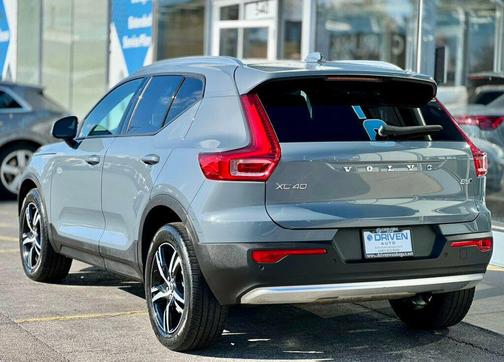 2023 Volvo XC40 B5 AWD Core
