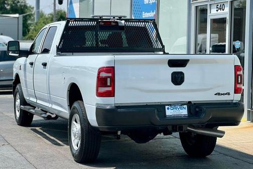 2024 RAM 3500 Tradesman 4x4 Crew Cab 8' Box