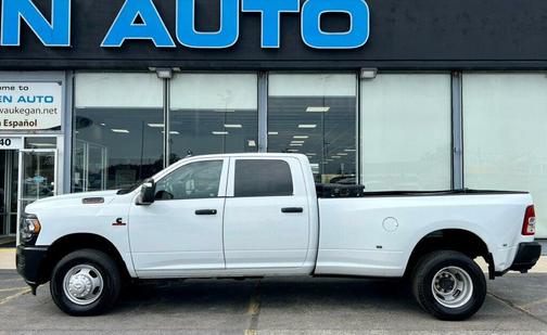 2023 RAM 3500 TRADESMAN
