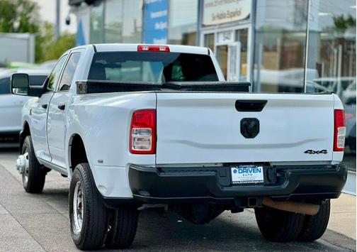 2023 RAM 3500 TRADESMAN