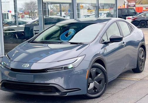 2023 Toyota Prius LE
