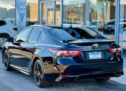2022 Toyota Camry SE