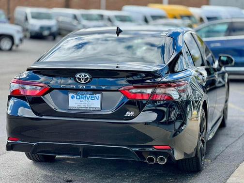 2022 Toyota Camry SE