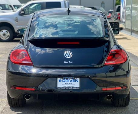 Deep Black 2015 Volkswagen Beetle R-LINE