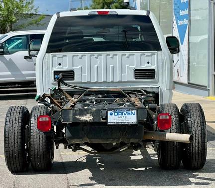Oxford White 2022 Ford F-350 SUPER DUTY