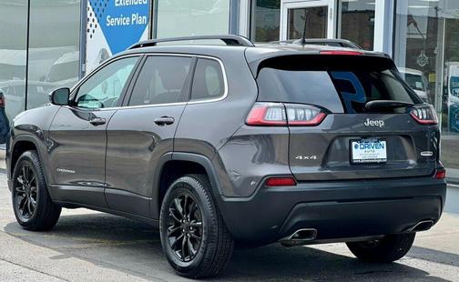 2022 Jeep Cherokee Latitude Lux