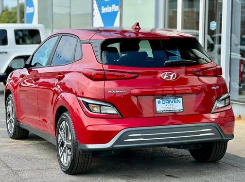 2022 Hyundai KONA EV SEL