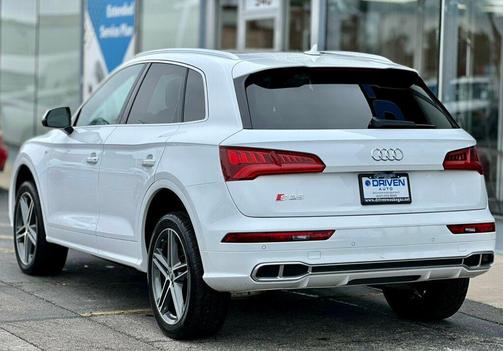 2018 Audi SQ5 3.0T Premium Plus