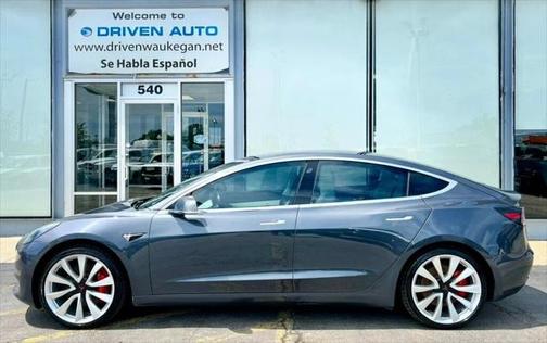 2018 Tesla Model 3 Performance