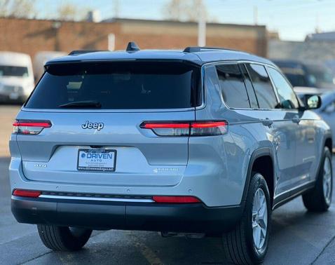 2023 Jeep Grand Cherokee L Laredo
