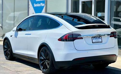 2017 Tesla Model X 75D AWD