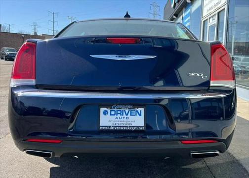 2016 Chrysler 300C Base