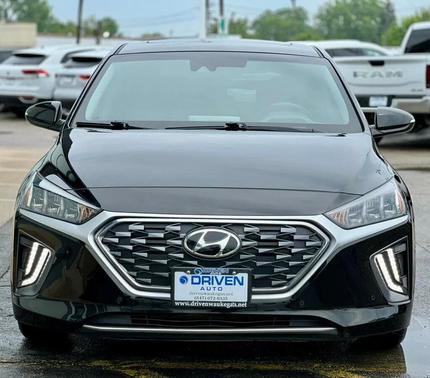Black Noir Pearl 2021 Hyundai IONIQ Plug-In Hybrid Limited