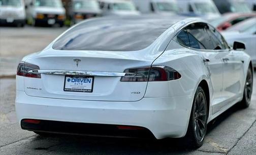 2018 Tesla Model S 75D