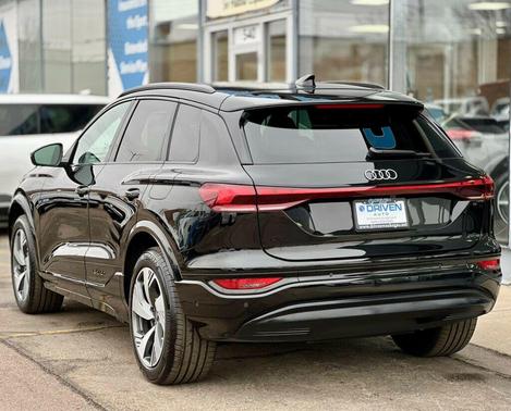 2025 Audi Q6 e-tron Premium Plus quattro