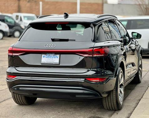 2025 Audi Q6 e-tron Premium Plus quattro