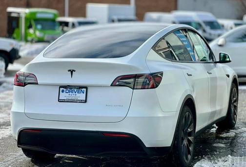 2023 Tesla Model Y Long Range AWD