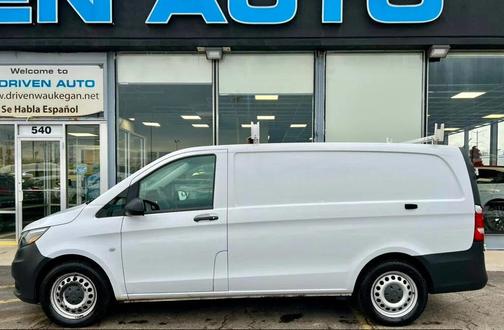 2016 Mercedes-Benz Metris Base