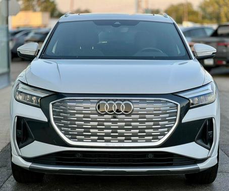 2024 Audi Q4 e-tron Premium 50 quattro