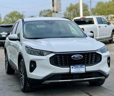 Star White Metallic Tri-Coat 2024 Ford Escape PHEV Base