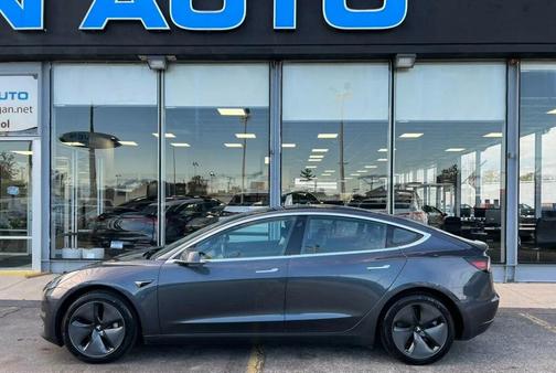 2018 Tesla Model 3 Long Range