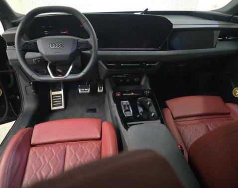 Mythos Black Metallic 2025 Audi S6 e-tron Prestige quattro