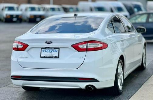 2015 Ford Fusion SE