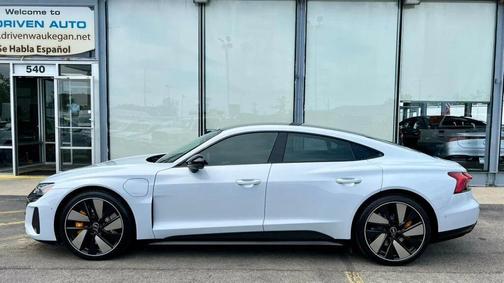 Suzuka Gray Metallic 2022 Audi RS e-tron GT quattro