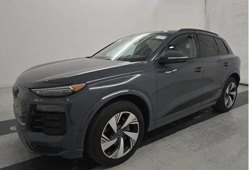 Glacier White Metallic 2025 Audi Q6 e-tron Premium Plus quattro