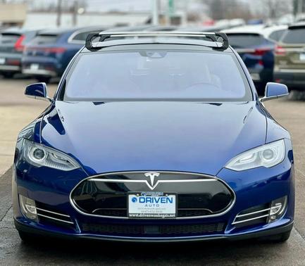 2016 Tesla Model S 90D