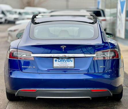 2016 Tesla Model S 90D
