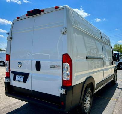 Bright White Clearcoat 2024 RAM ProMaster 2500 High Roof
