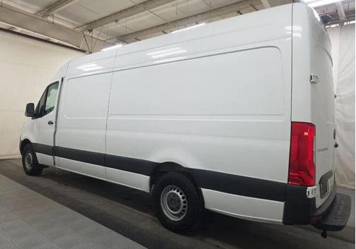 Arctic White 2021 Mercedes-Benz Sprinter 2500 Standard Roof