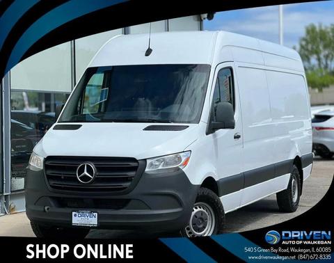 Arctic White 2021 Mercedes-Benz Sprinter 2500 Standard Roof