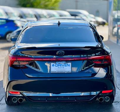 2021 Toyota Avalon NIGHT SHADE