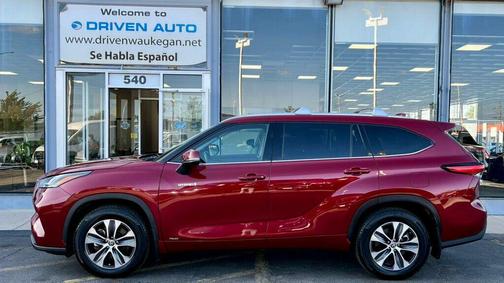 2021 Toyota Highlander Hybrid XLE