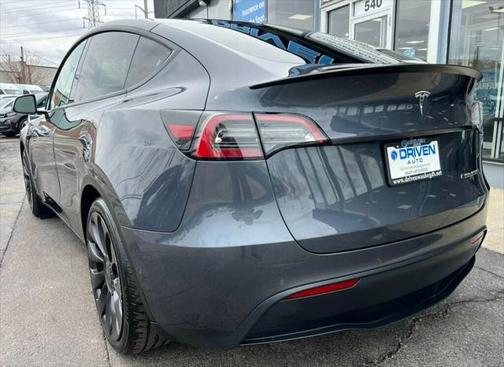 2022 Tesla Model Y Performance AWD