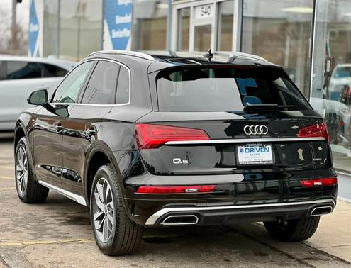 2023 Audi Q5 45 S line Premium Plus