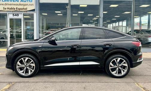 Mythos Black Metallic 2023 Audi Q4 e-tron Sportback Prestige 50 quattro
