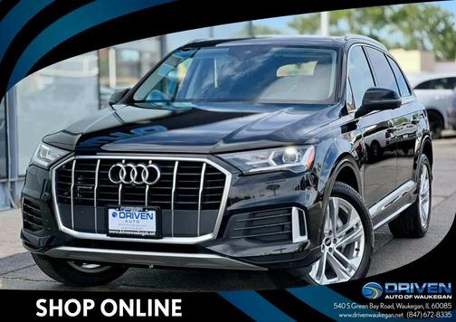 Mythos Black Metallic 2022 Audi Q7 45 Premium