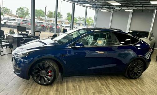 2023 Tesla Model Y Performance AWD