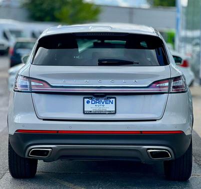 2022 Lincoln Nautilus Reserve FWD
