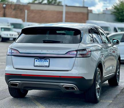 2022 Lincoln Nautilus Reserve FWD