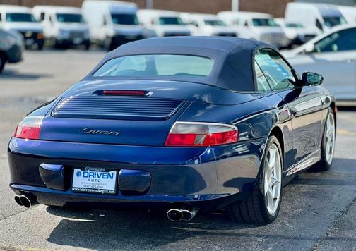 2004 Porsche 911 Carrera