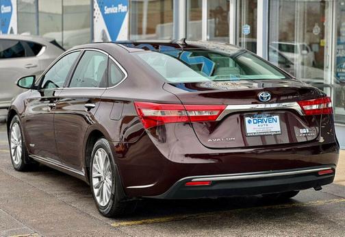 2018 Toyota Avalon Hybrid HYBRID