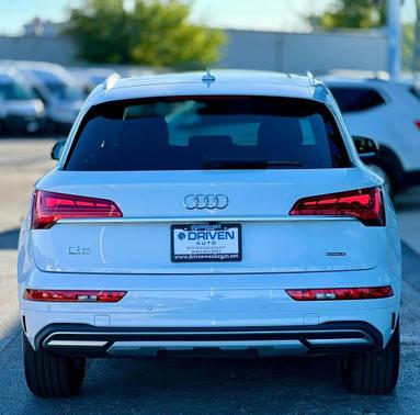 2023 Audi Q5 40 Premium